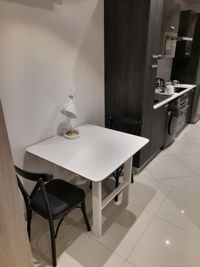 The Lennox D-Plus Apartments 阿克拉 外观 照片