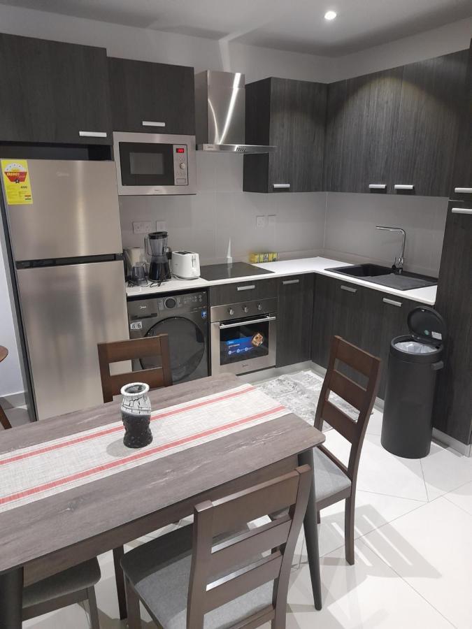 The Lennox D-Plus Apartments 阿克拉 外观 照片